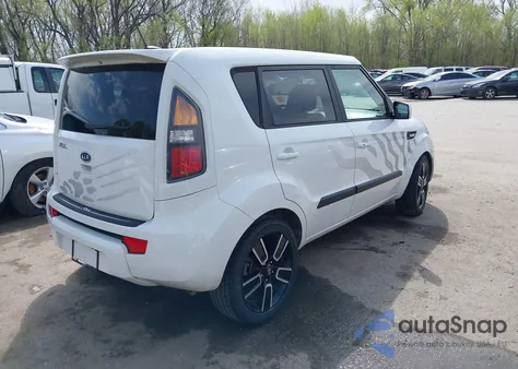 2011 Kia Soul + from USA, damaged, VIN KNDJT2A27B7267525